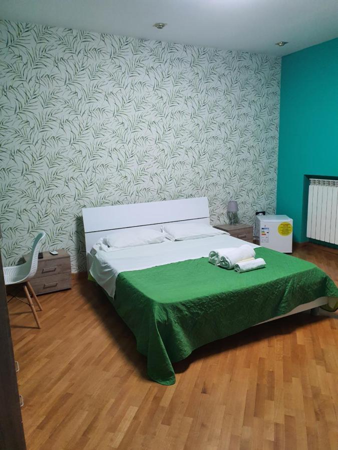 b b desy Bed & Breakfast Caserta Bagian luar foto